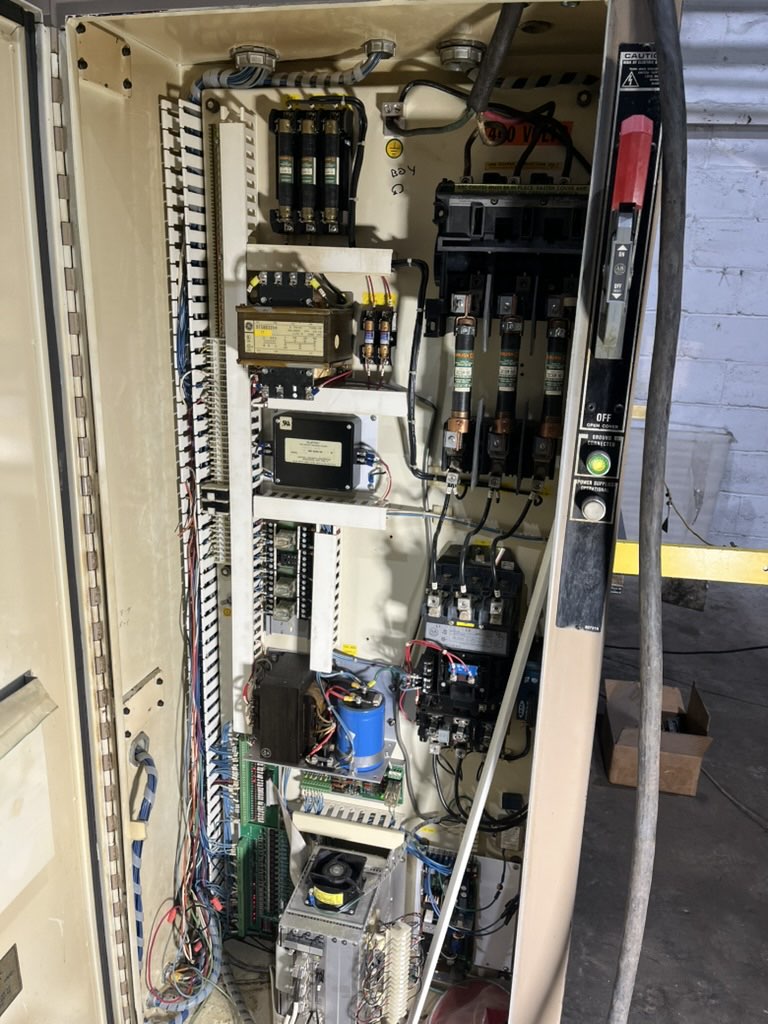 135 Ton  X 8’  Cincinnati 135 FMII Hydraulic Press Brake 